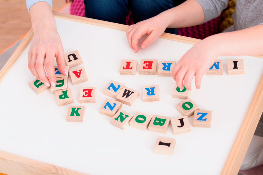 Como estimular a fala em crianças com Transtorno do Espectro Autista – TEA?